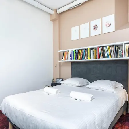 Guestready - Artist Loft With A Vertical Garden París Exterior foto